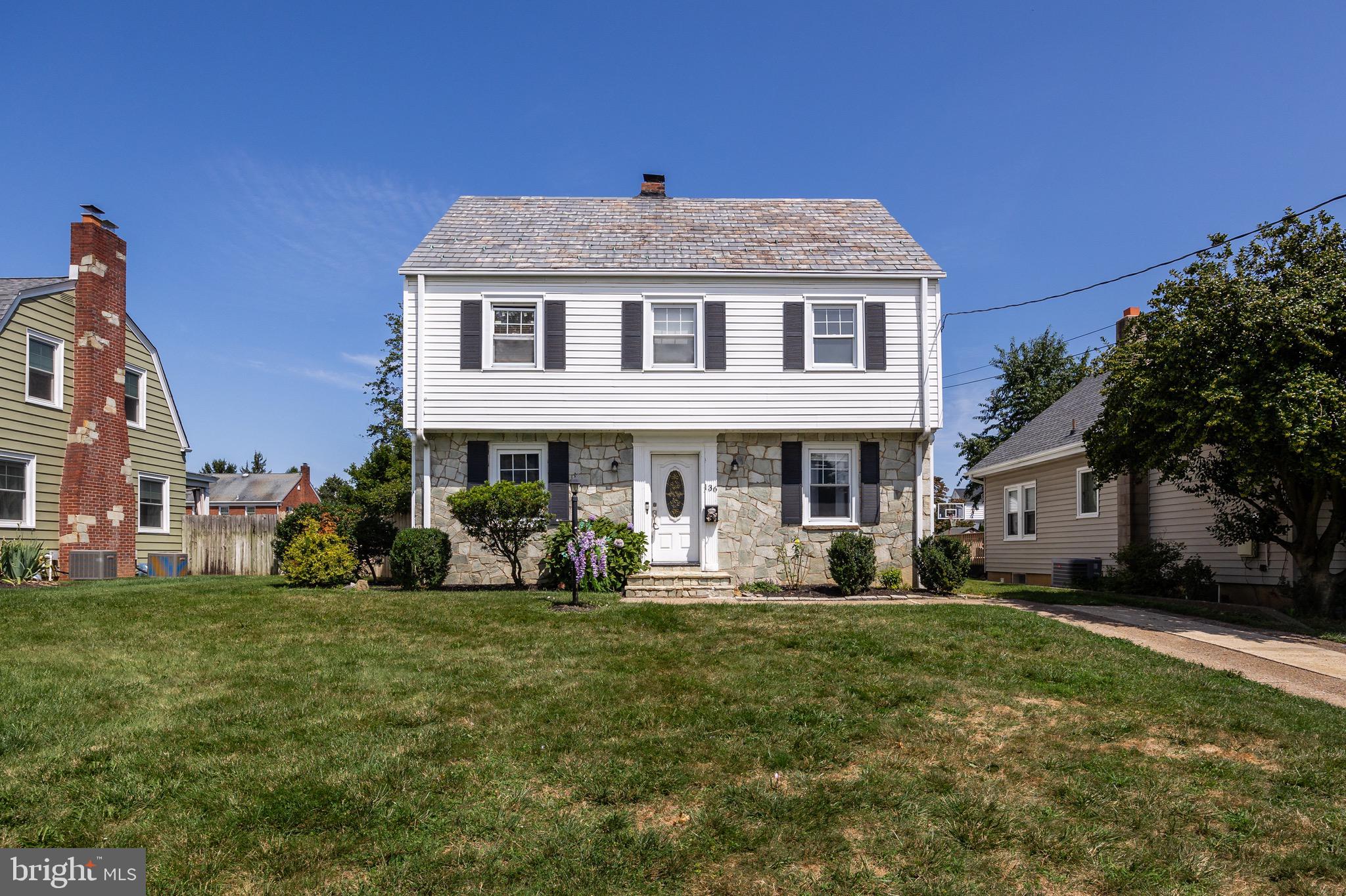136 Sheridan Road Hamilton, NJ 08619 - Photo 1 of 33 Gallery Image 1