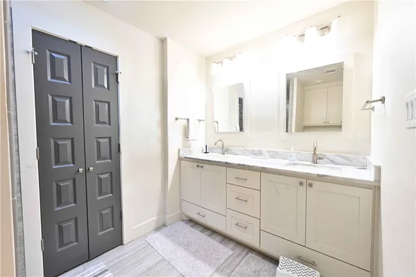 $2,400 | 18 Forest Drive, College Station, TX 77840