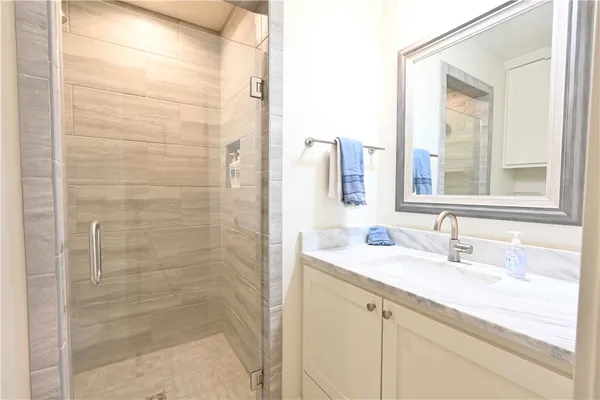 $2,400 | 18 Forest Drive, College Station, TX 77840