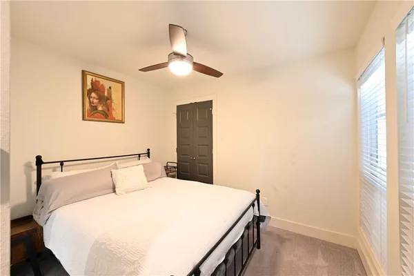 $2,400 | 18 Forest Drive, College Station, TX 77840