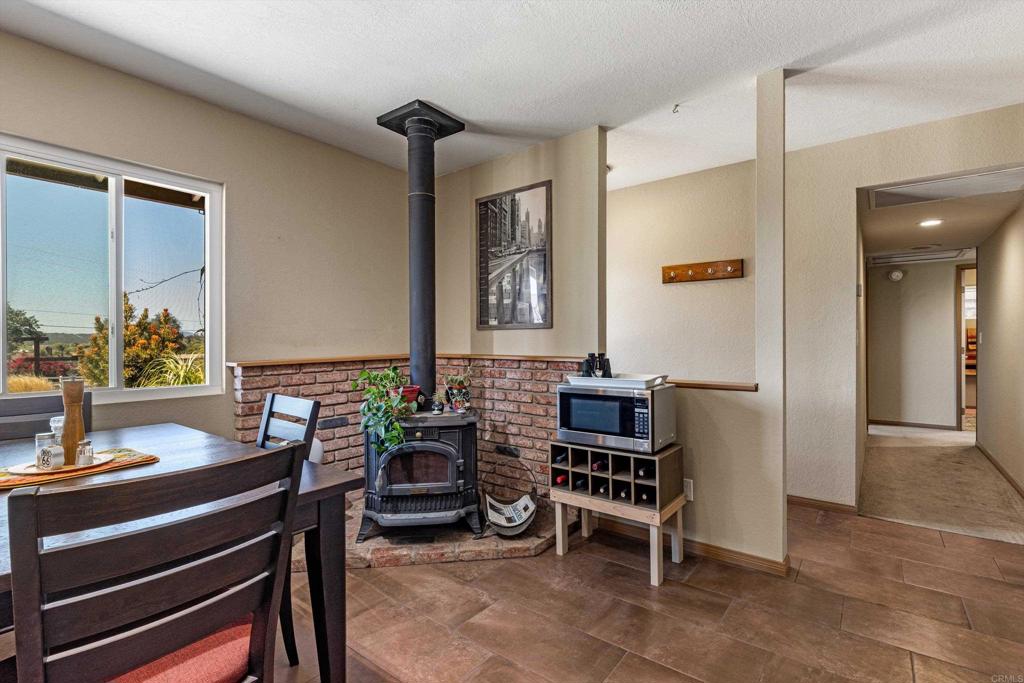 13734 West Oak Glen Road Valley Center, CA 92082 - Photo 8 of 41
