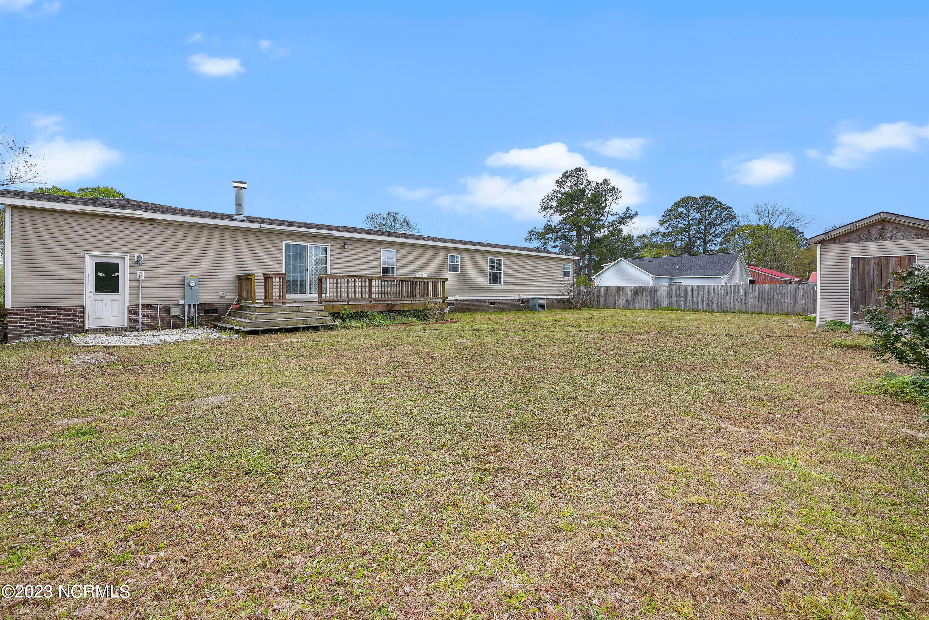 404 Haw Branch Road Richlands, NC 28574 - Photo 35 of 39 404HawBranch-168