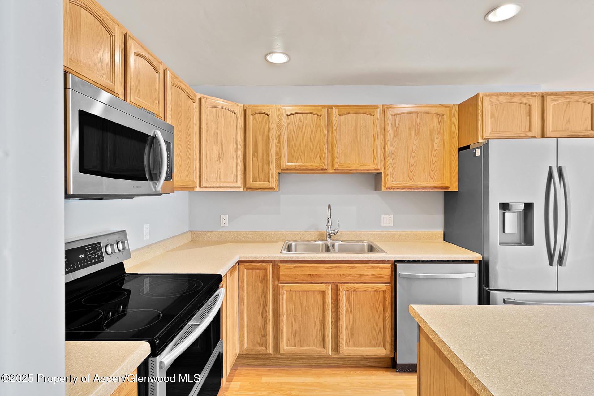 1012 East Avenue Rifle, CO 81650 - Photo 5 of 42 4N9A8895