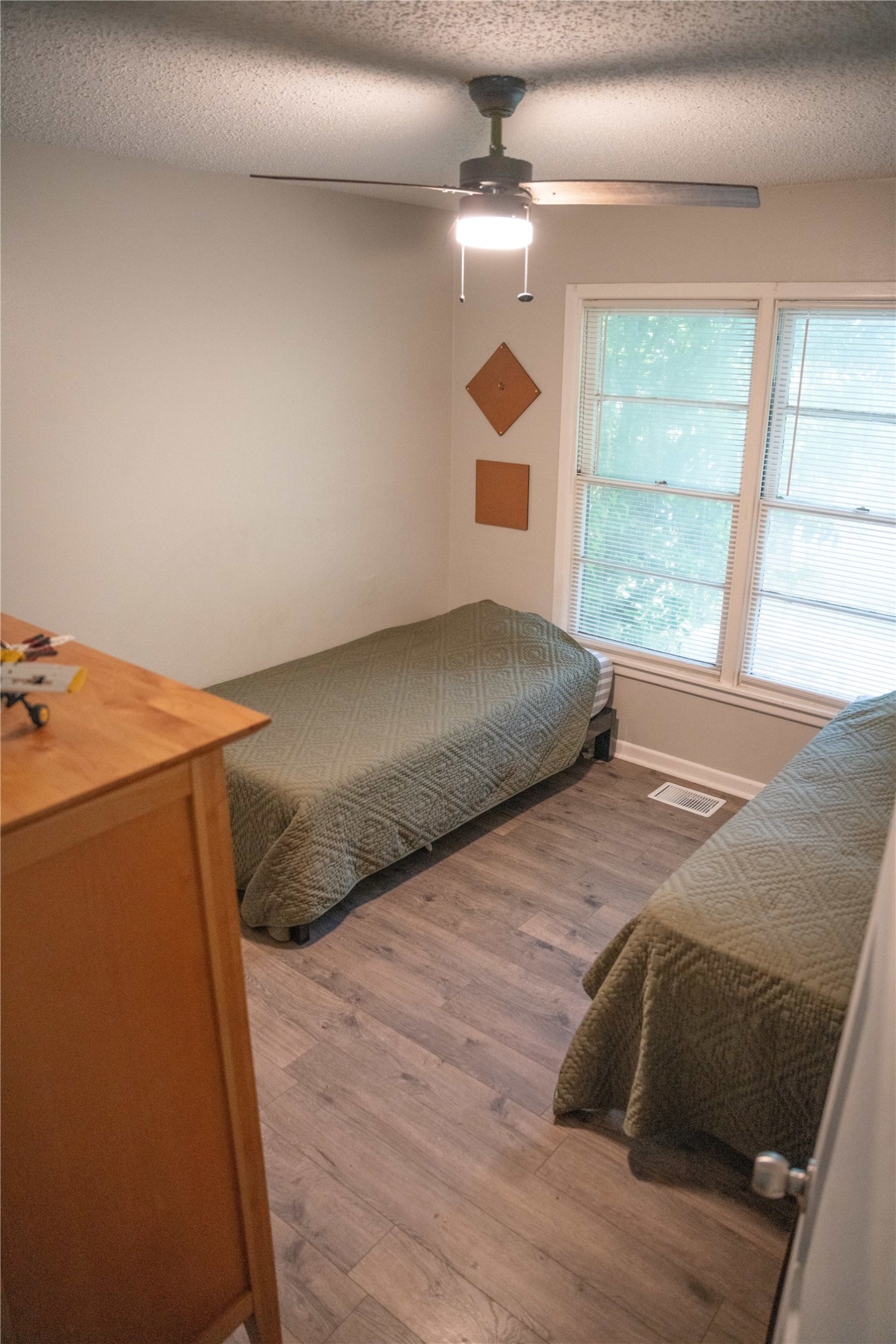 1120 Nix Road Lampasas, TX 76550 - Photo 25 of 31 a bedroom with a bed and window