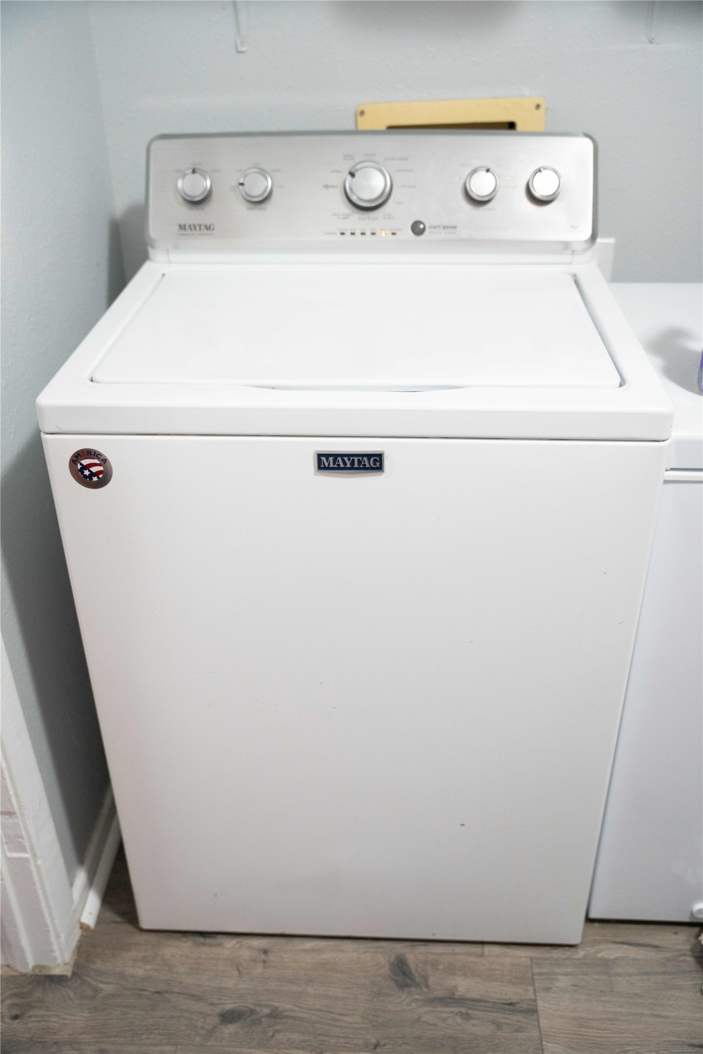 1120 Nix Road Lampasas, TX 76550 - Photo 27 of 31 a close up view of washer and dryer