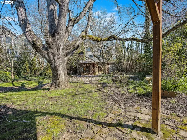$645,000 | 907 Southwest Halsey Street, Troutdale, OR 97060