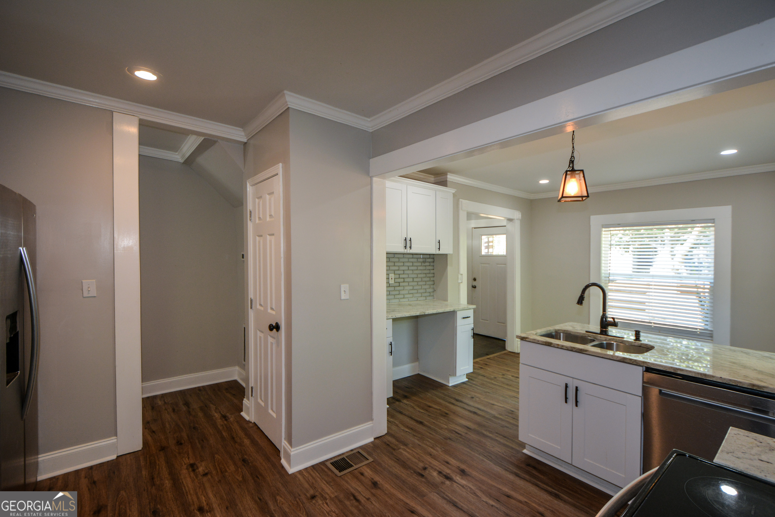 3164 Harris Drive East Point, GA 30344 - Photo 18 of 40 a bathroom with a sink and a mirror