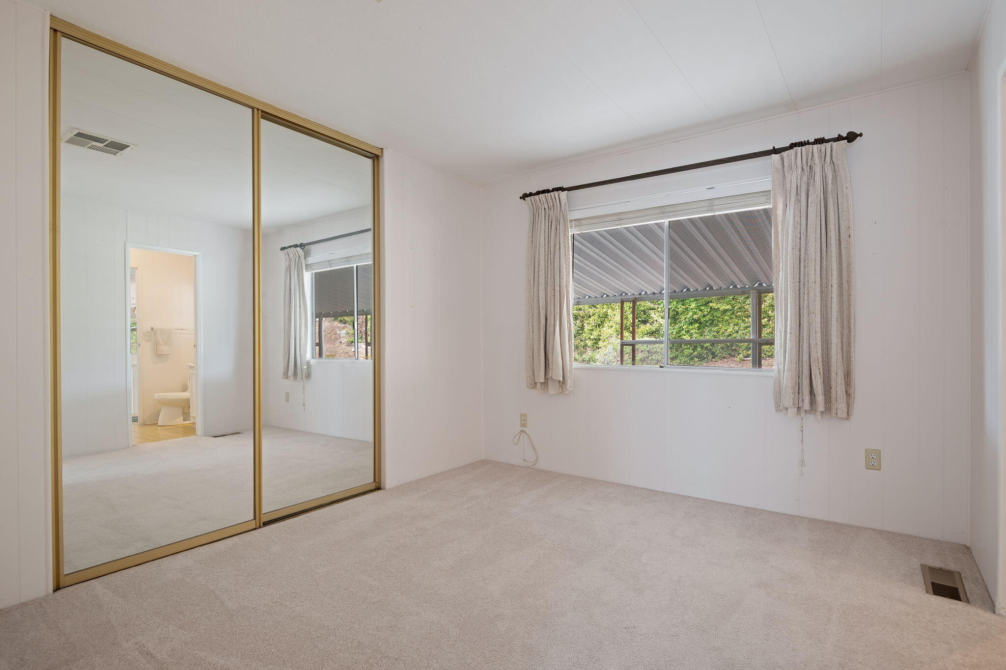 340 Old Mill Road, Unit 127 Santa Barbara, CA 93110 - Photo 20 of 33 an empty room that has a glass door and shower