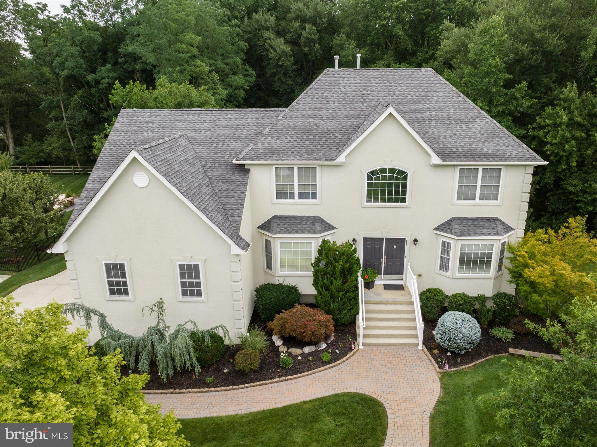 11 Gaskill Road Mount Laurel, NJ 08054 - Photo 4 of 56 a view of a house with backyard and garden