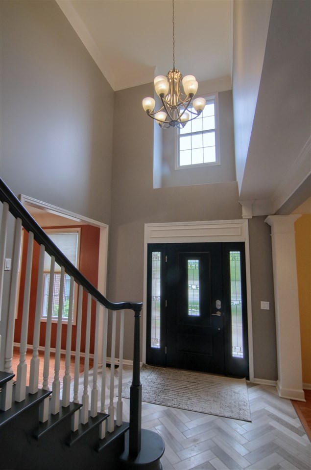 3795 Woodmonte Drive Rochester, MI 48306 - Photo 4 of 40 31348629-3.JPG