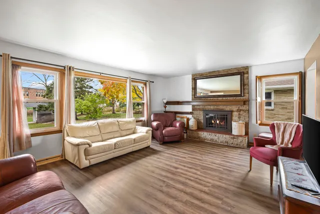 $405,000 | 210 Pleasant Drive, Waunakee, WI 53597