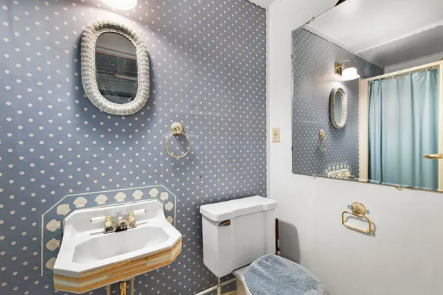 $405,000 | 210 Pleasant Drive, Waunakee, WI 53597