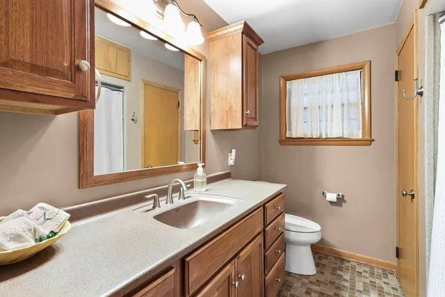 $405,000 | 210 Pleasant Drive, Waunakee, WI 53597