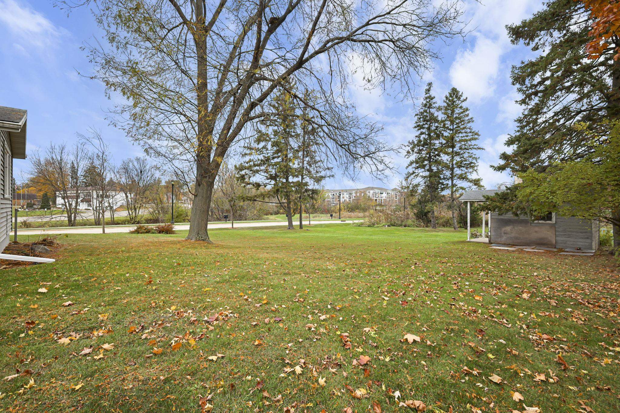 210 Pleasant Drive Waunakee, WI 53597 - Photo 32 of 34