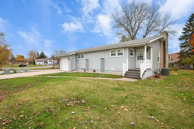$405,000 | 210 Pleasant Drive, Waunakee, WI 53597