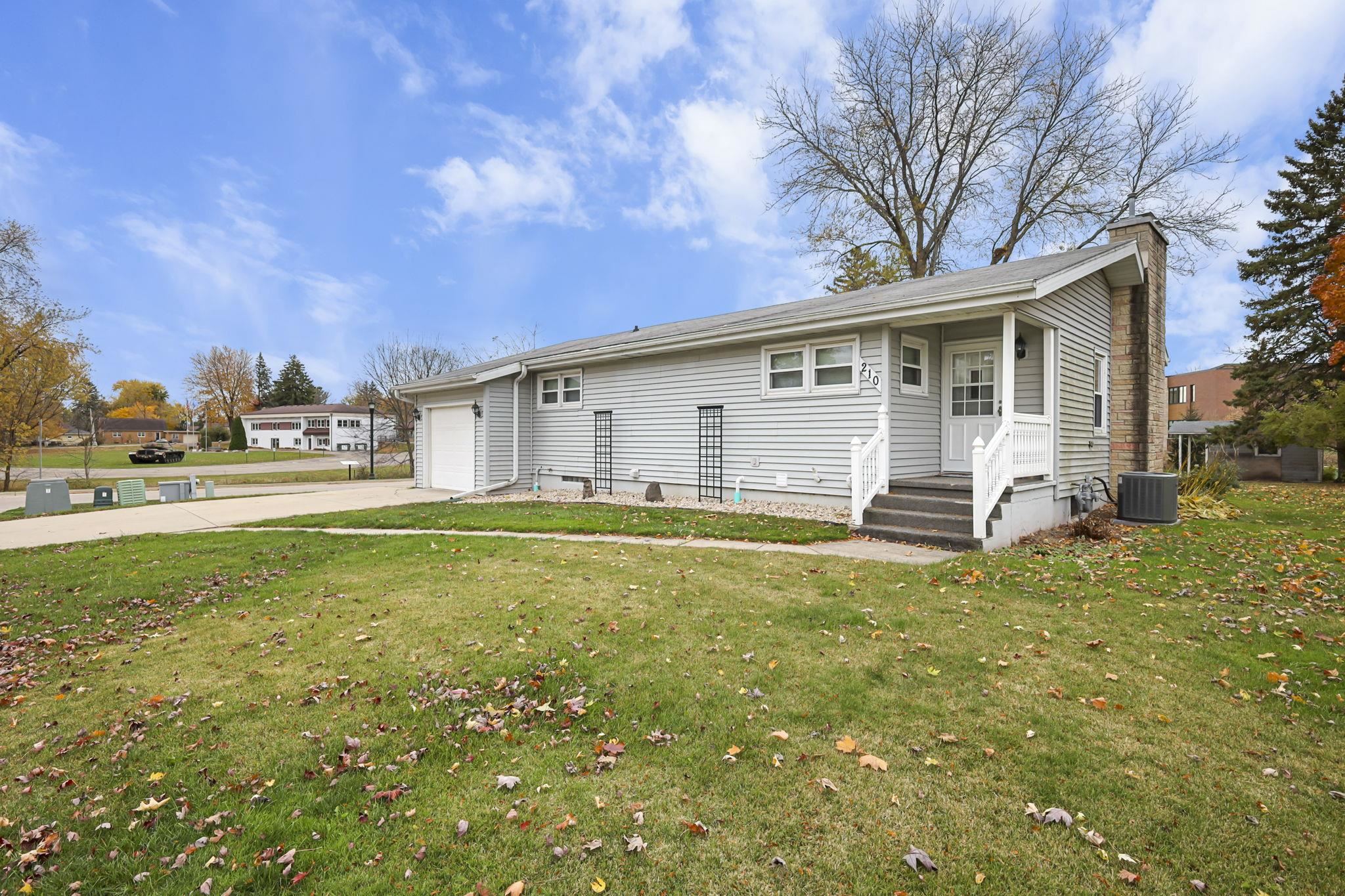 210 Pleasant Drive Waunakee, WI 53597 - Photo 33 of 34