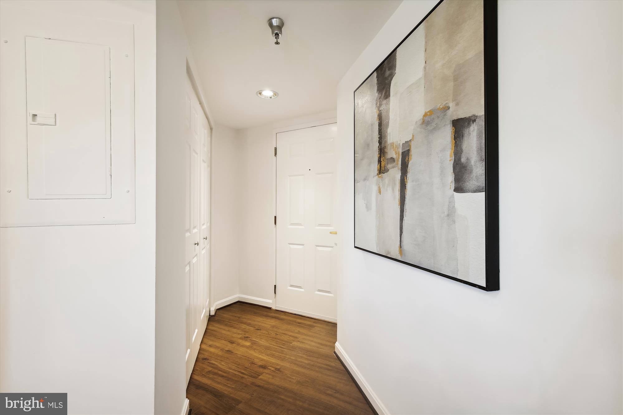 2400 Clarendon Boulevard, Unit 414 Arlington, VA 22201 - Photo 4 of 39