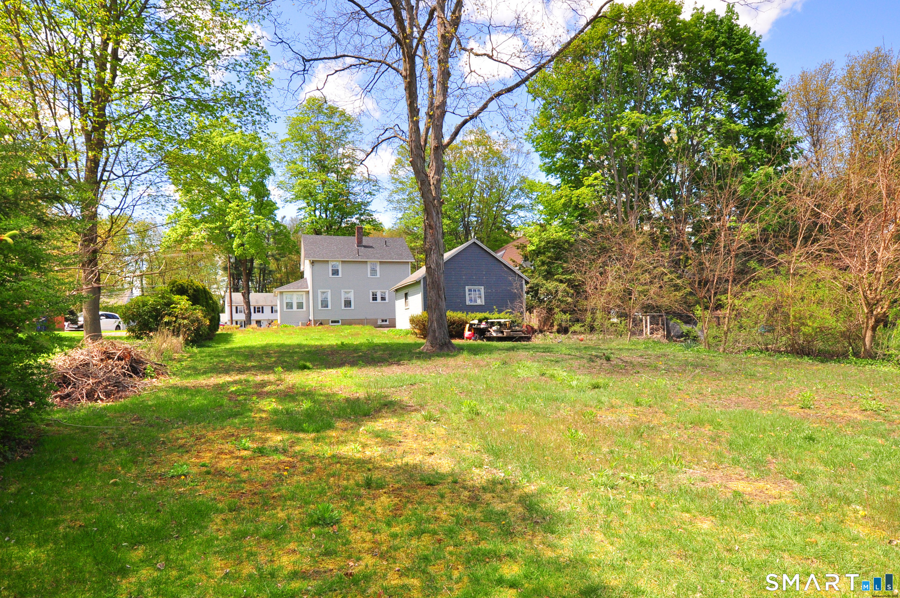 28 Prospect Street Bloomfield, CT 06002 - Photo 9 of 15