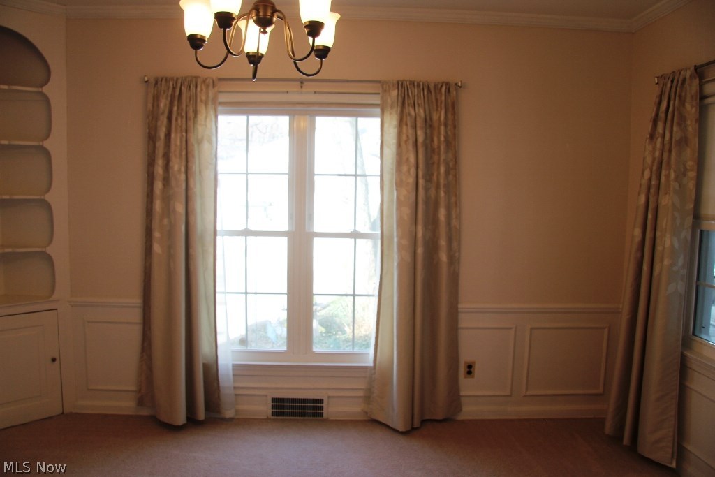 2448 Traymore Road Cleveland, OH 44118 - Photo 6 of 21 Gallery Image 6