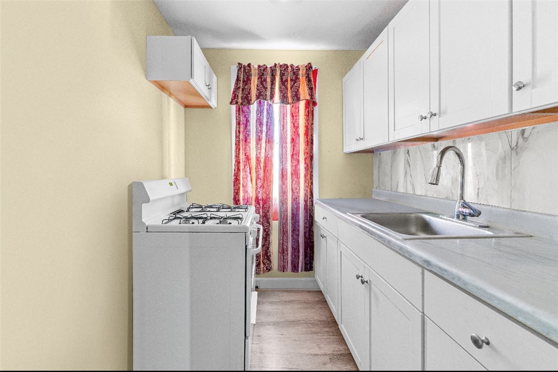 61 Stanwood Street Providence, RI 02907 - Photo 2 of 11