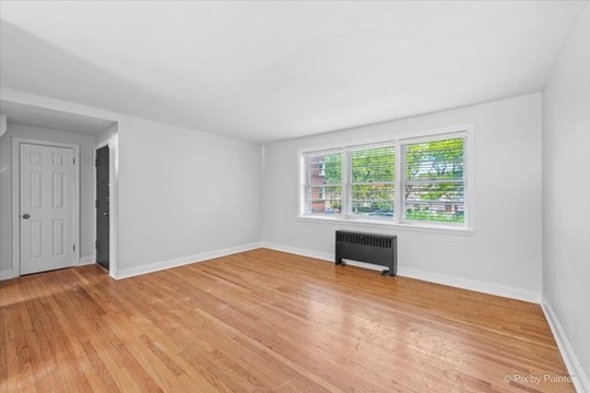 2719 West Berwyn Avenue, Unit 3 Chicago, IL 60625 - Photo 8 of 9