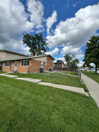$339,500 | 7030 West Carol Avenue, Niles, IL 60714