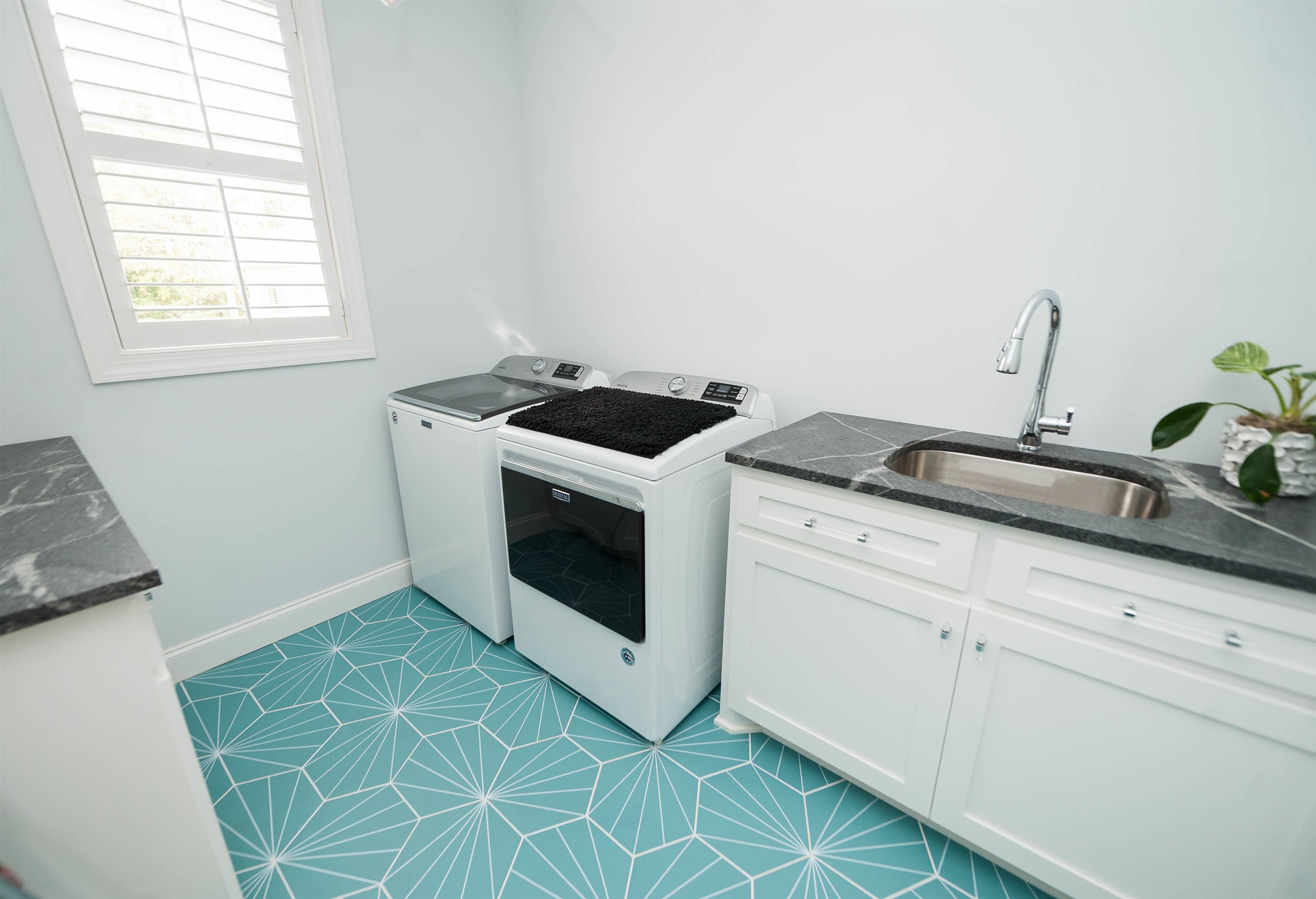 842 Love Springs Road Cowpens, SC 29330 - Photo 17 of 33