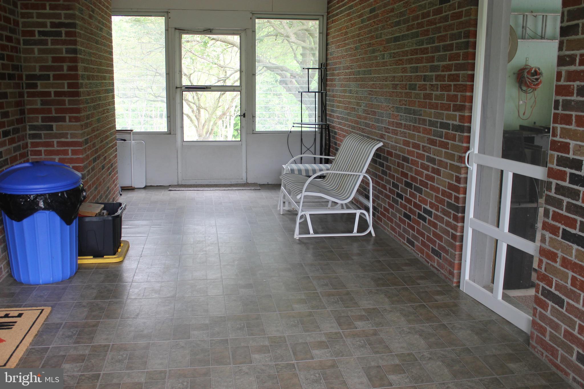 446 North Heidelberg Road Robesonia, PA 19551 - Photo 15 of 23 Breezeway