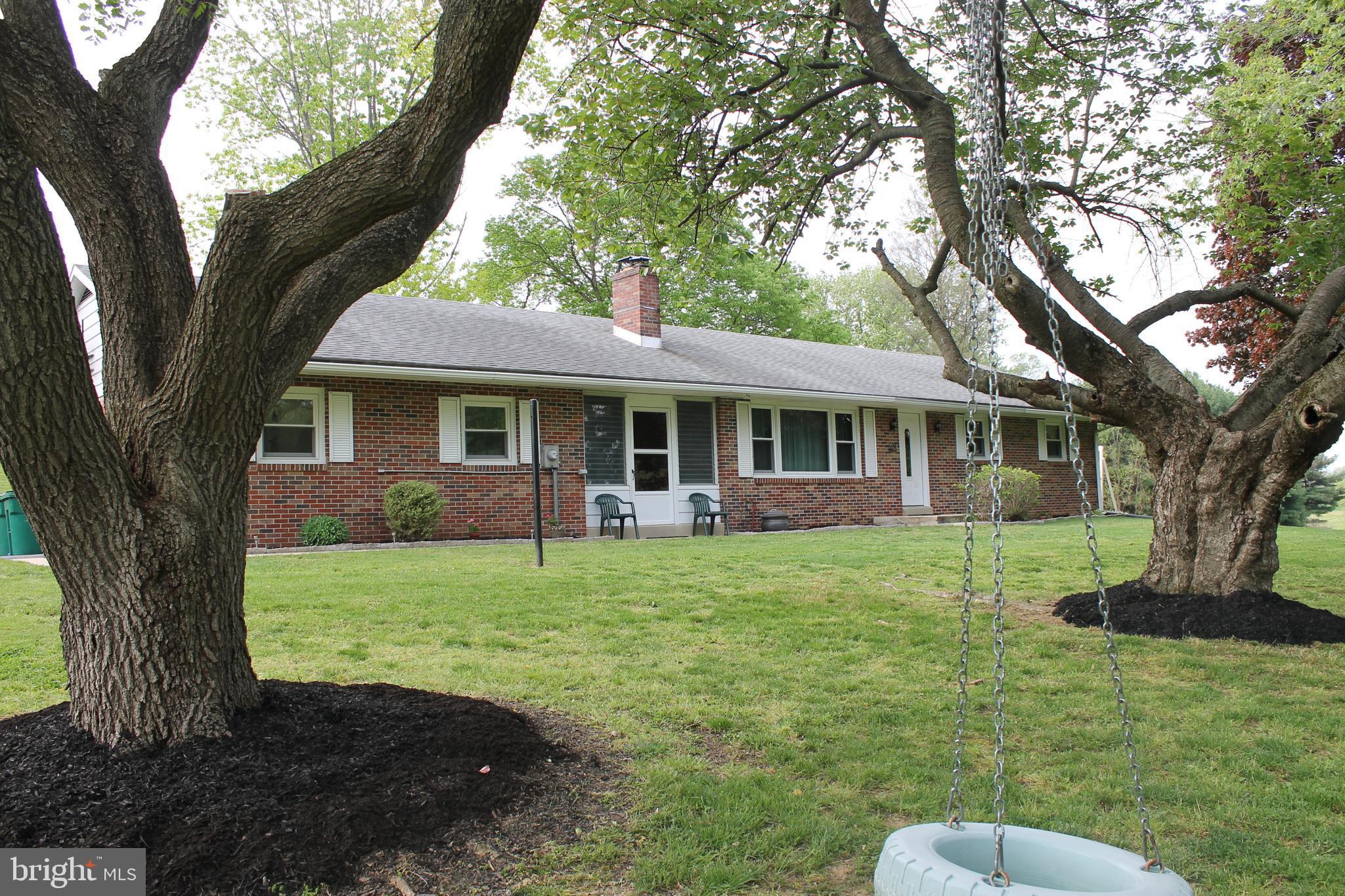 446 North Heidelberg Road Robesonia, PA 19551 - Photo 3 of 23 Gallery Image 3