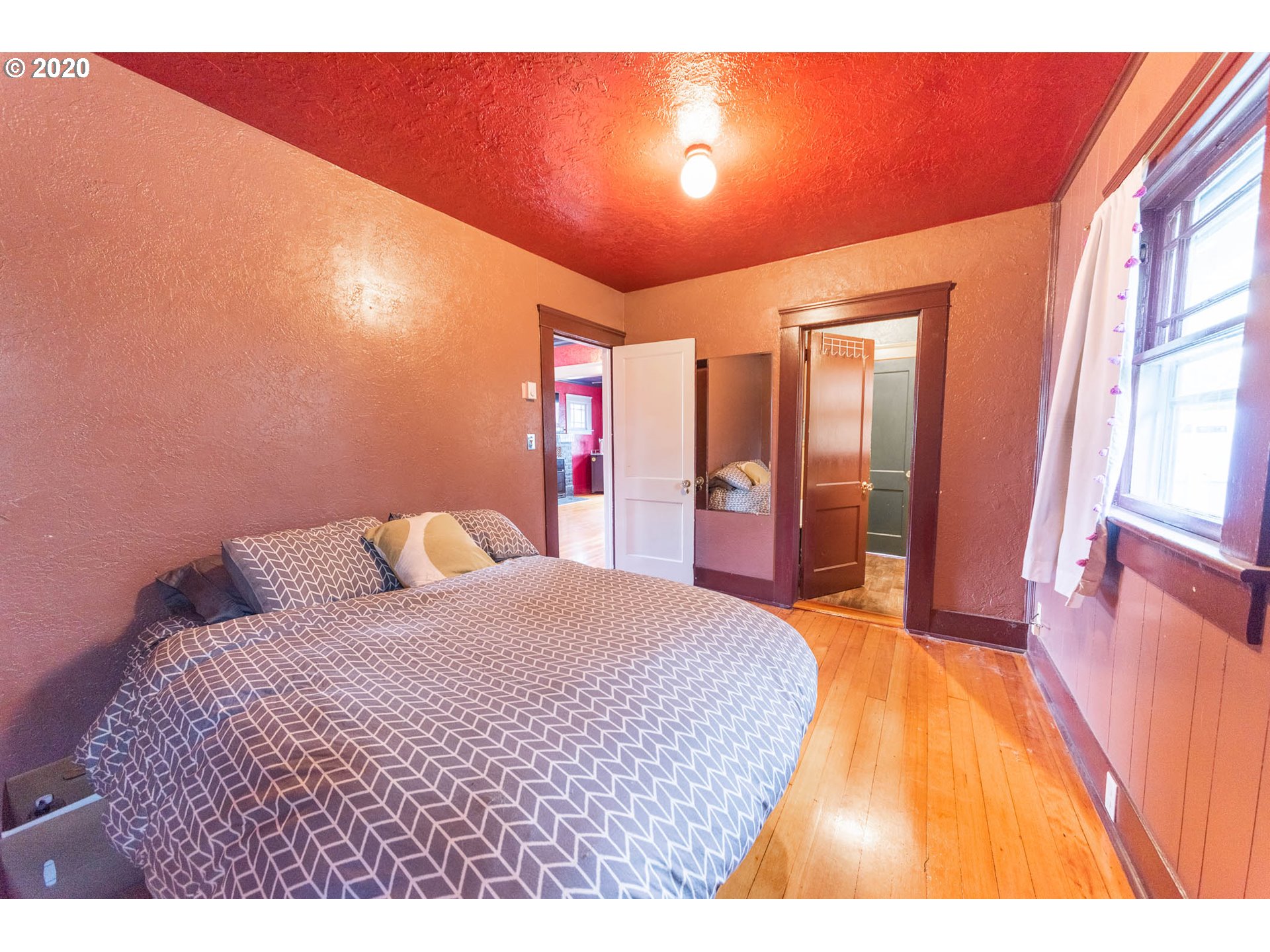 936 Chambers Street Eugene, OR 97402 - Photo 13 of 21