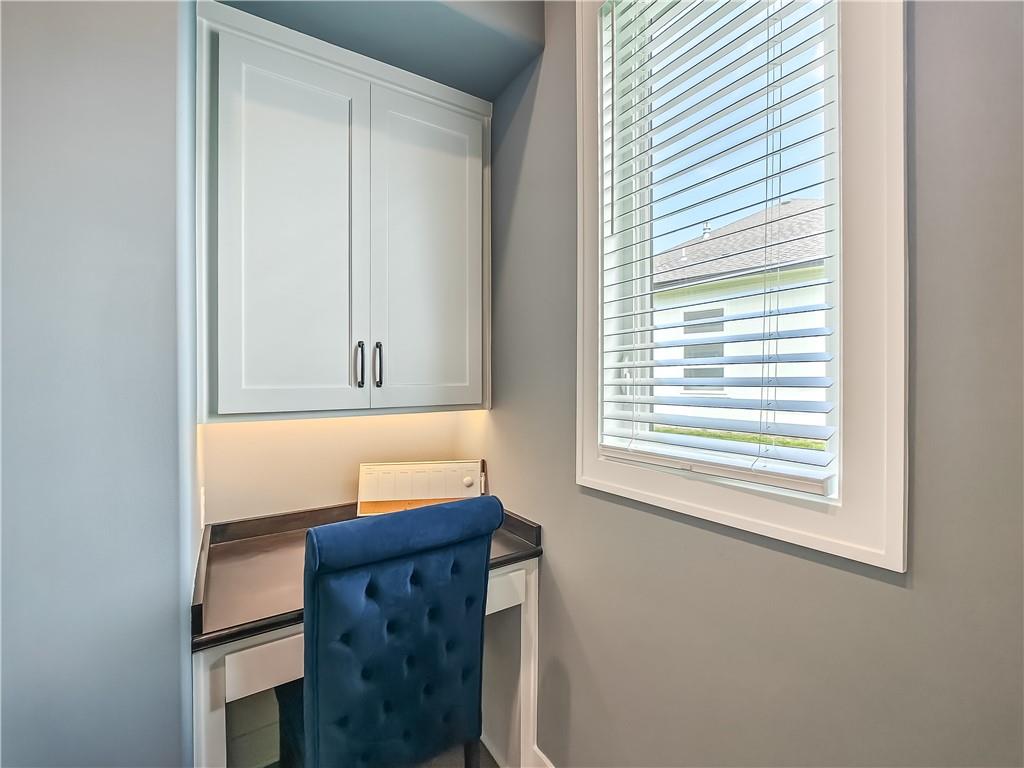 17212 Nieman Road Overland Park, KS 66221 - Photo 38 of 59