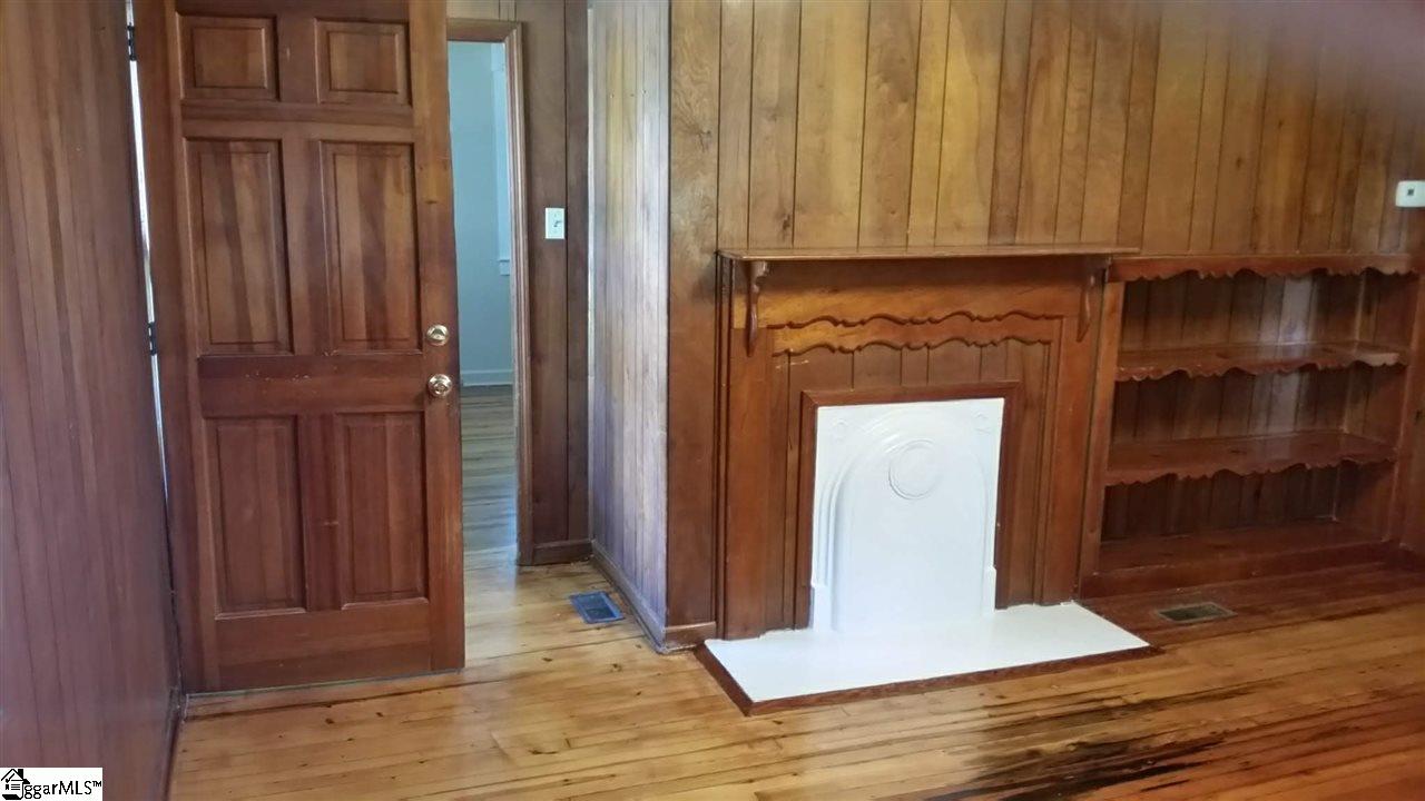 113 Hampton Street Pelzer, SC 29669 - Photo 8 of 21