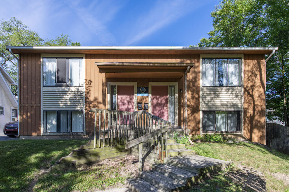 795 North Maple Road Ann Arbor, MI 48103 - Photo 2 of 5 795 N Maple Rd MW