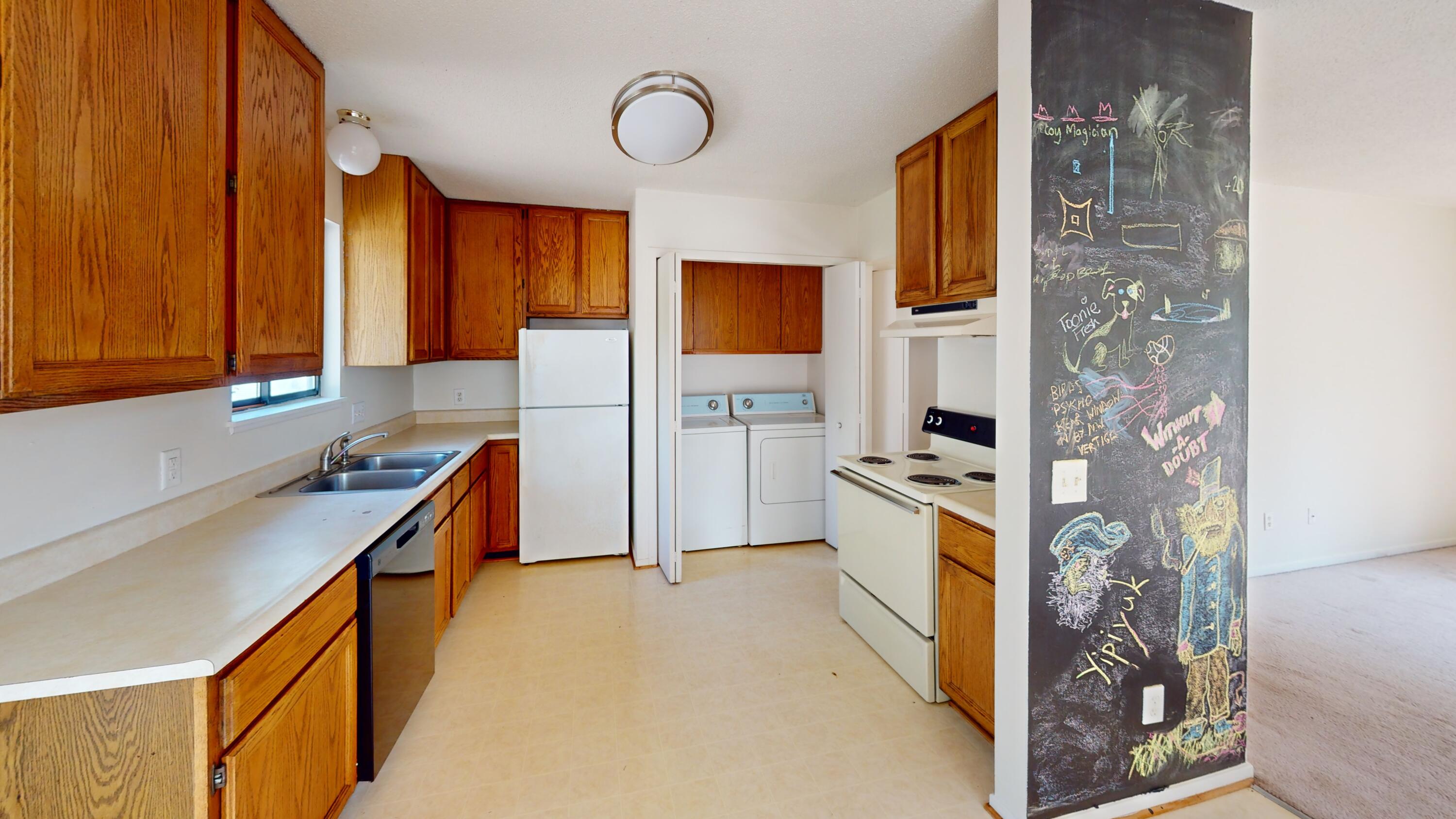 795 North Maple Road Ann Arbor, MI 48103 - Photo 3 of 5 Kitchen (22)