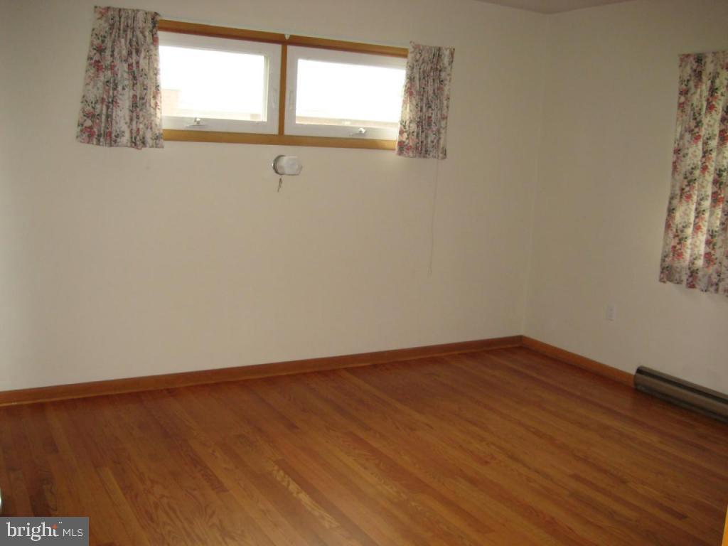 108 Schoeneck Road Ephrata, PA 17522 - Photo 6 of 25 Gallery Image 6