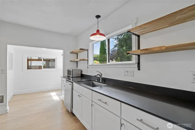 $275,000 | 413 West 4th Avenue, Pe Ell, WA 98572