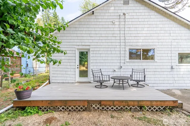 $275,000 | 413 West 4th Avenue, Pe Ell, WA 98572