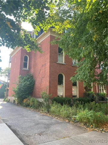 $1,195 | 68 Prospect Avenue, Unit 3, Buffalo, NY 14201