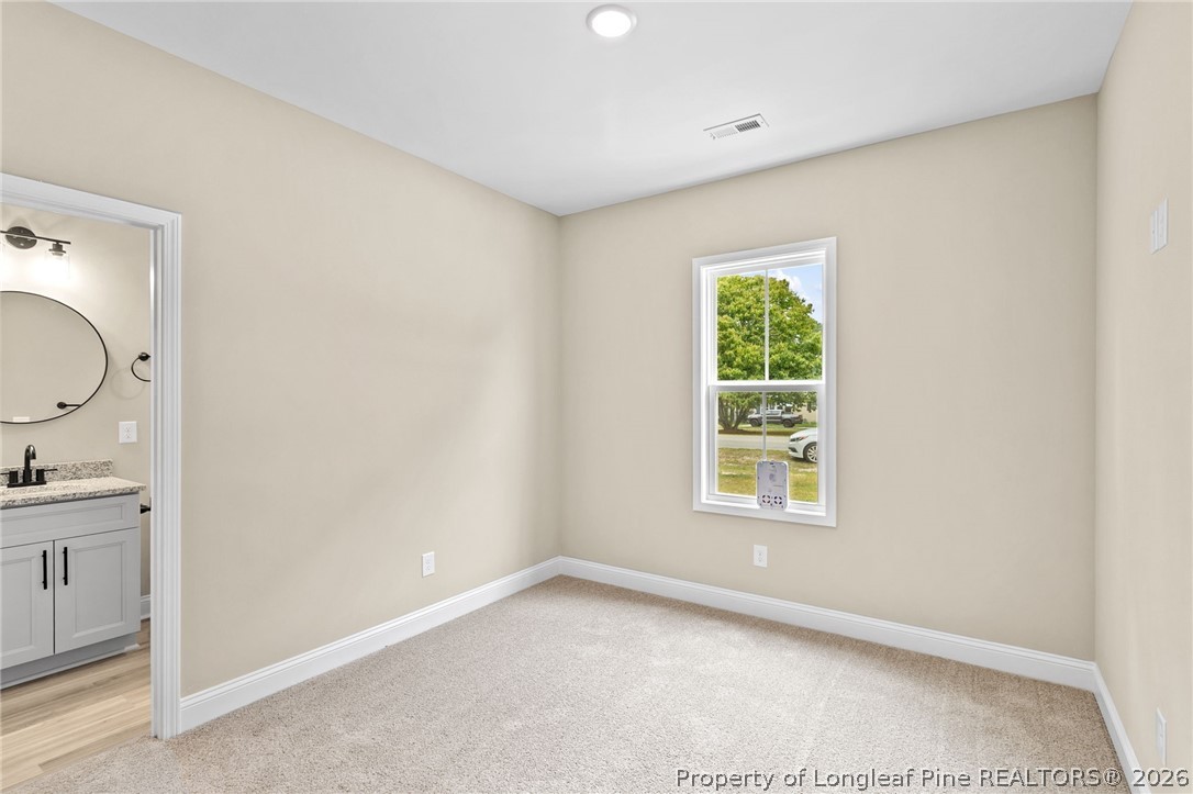 745 Porter Road Hope Mills, NC 28348 - Photo 10 of 38
