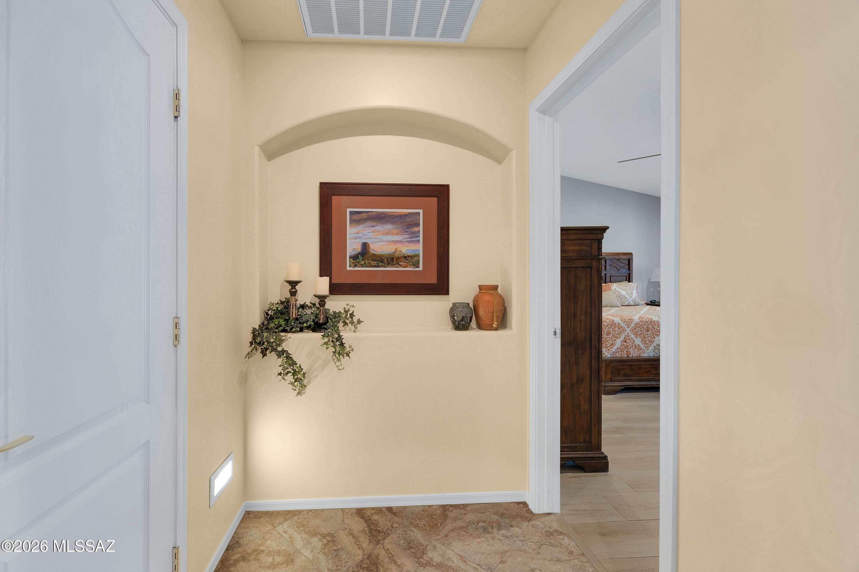 61852 East Sandlewood Road Tucson, AZ 85739 - Photo 20 of 50 Decorative Niche