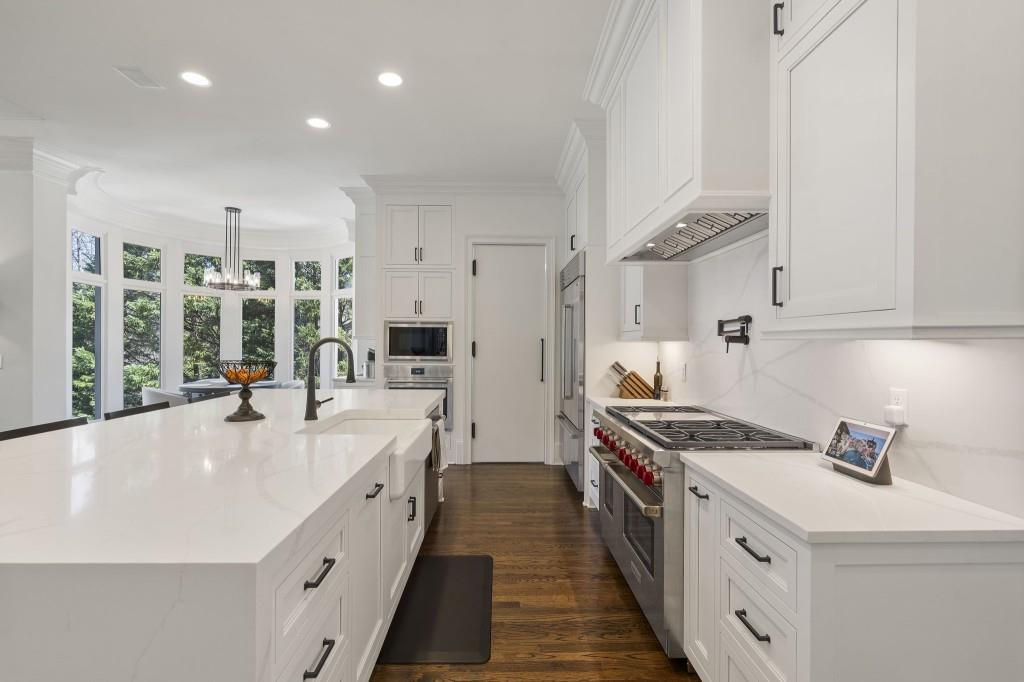 1245 Stuart Ridge Johns Creek, GA 30022 - Photo 12 of 60