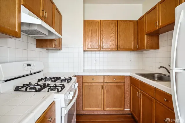 $3,150,000 | 111-105 Richland Avenue, San Francisco, CA 94110