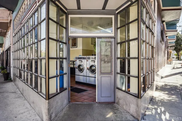 $3,200,000 | 111-105 Richland Avenue, San Francisco, CA 94110