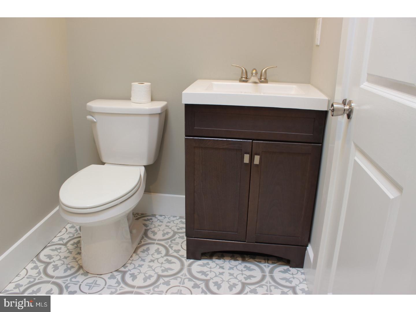 7242 Hill Road Philadelphia, PA 19128 - Photo 11 of 23 Gallery Image 11