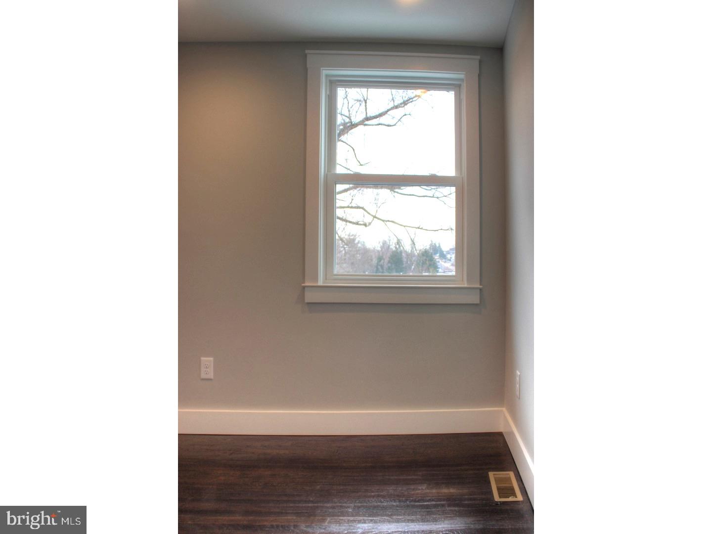 7242 Hill Road Philadelphia, PA 19128 - Photo 18 of 23 Gallery Image 18