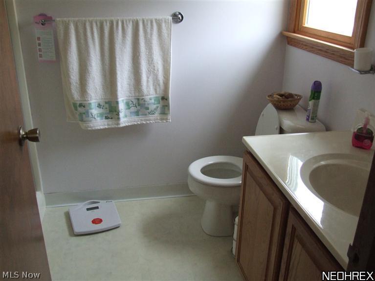 2413 Remsen Road Medina, OH 44256 - Photo 18 of 23 FULL BATH