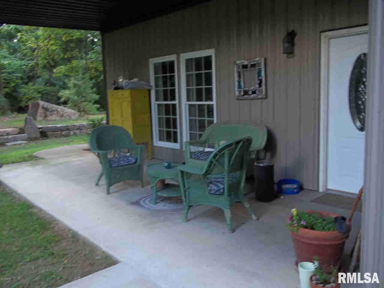 1621 Russell Road West Frankfort, IL 62896 - Photo 1 of 50 Gallery Image 1