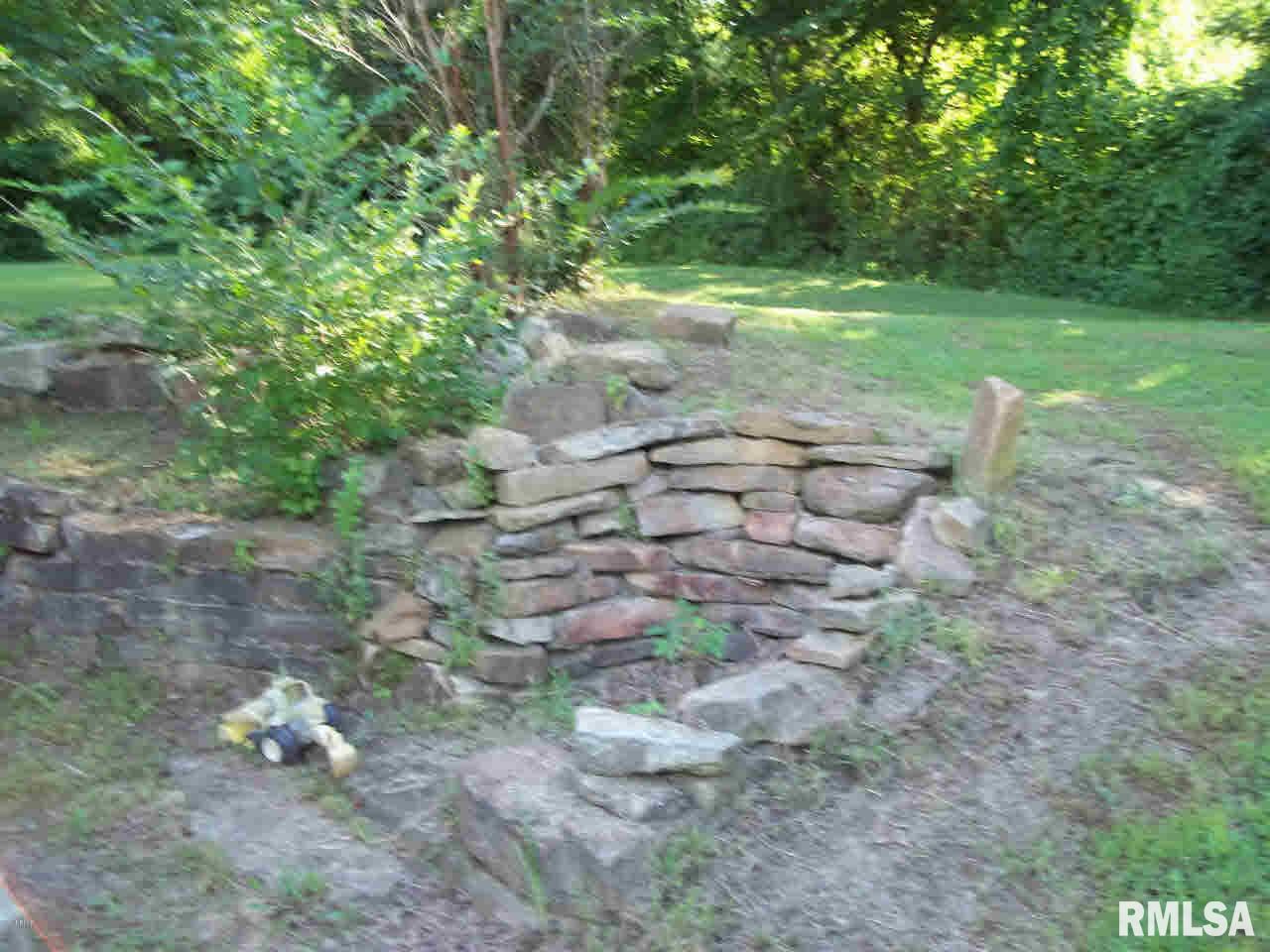 1621 Russell Road West Frankfort, IL 62896 - Photo 11 of 50 Gallery Image 11