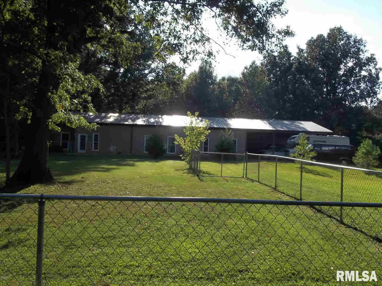 1621 Russell Road West Frankfort, IL 62896 - Photo 2 of 50 Gallery Image 2