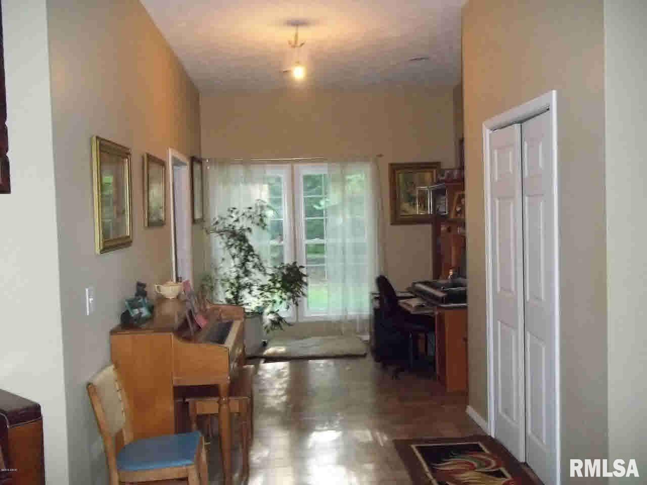 1621 Russell Road West Frankfort, IL 62896 - Photo 29 of 50 Gallery Image 29